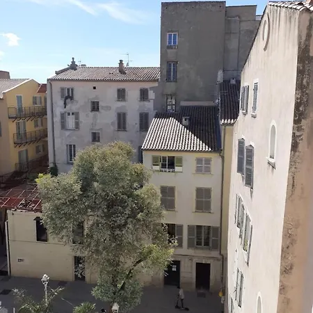 Daire Toe.location*grand T1 Bis*hyper Centre Et Port *